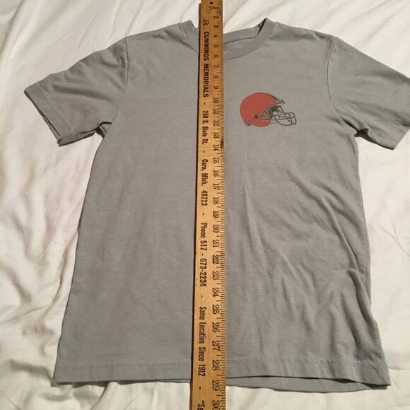 Cleveland Browns novelty T-shirt (But she's a Browns fan) size small - Picture 4 of 6